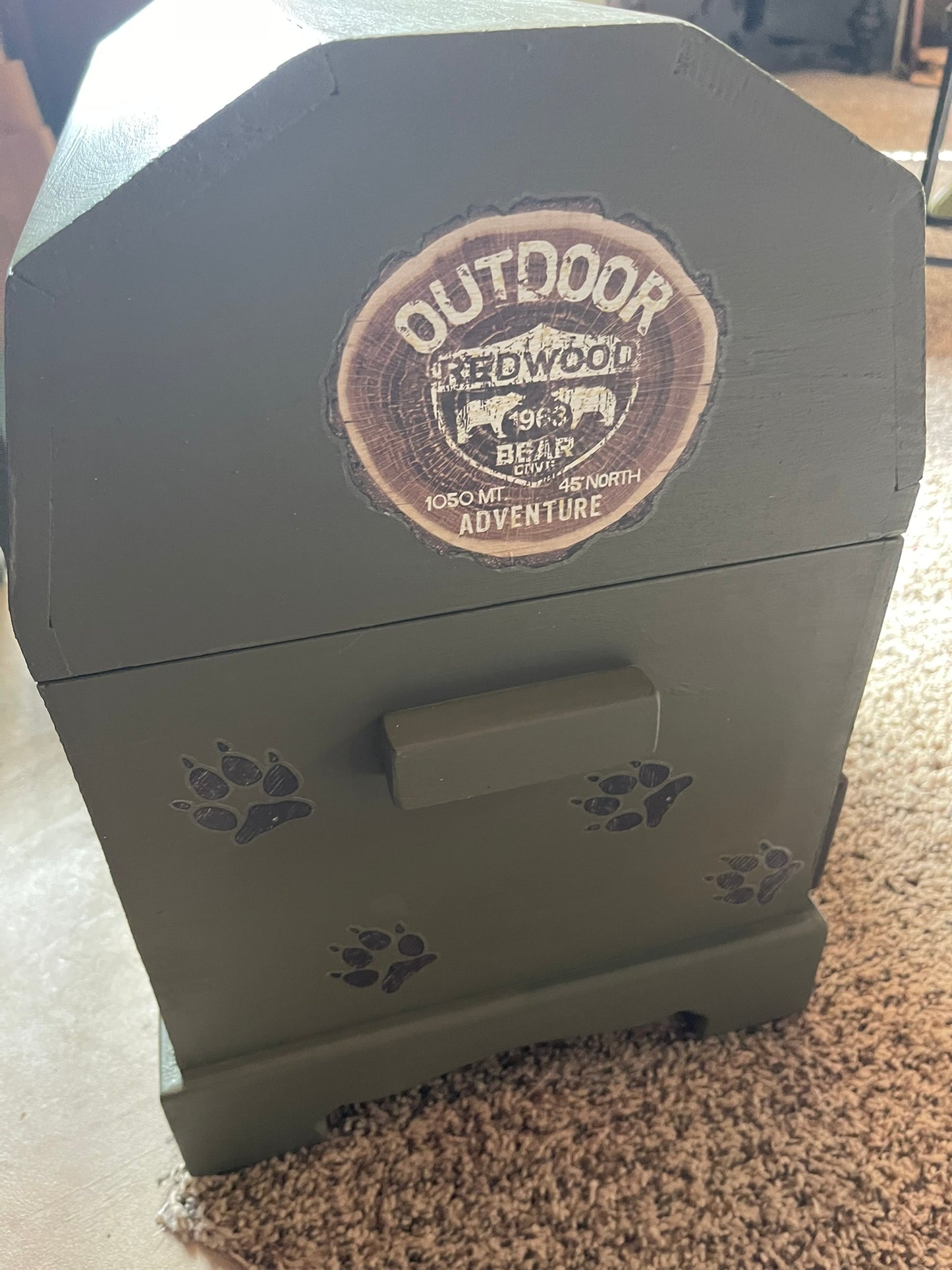 Adirondack-Themed 3-Piece Vintage Children’s Desk & Trunk Set