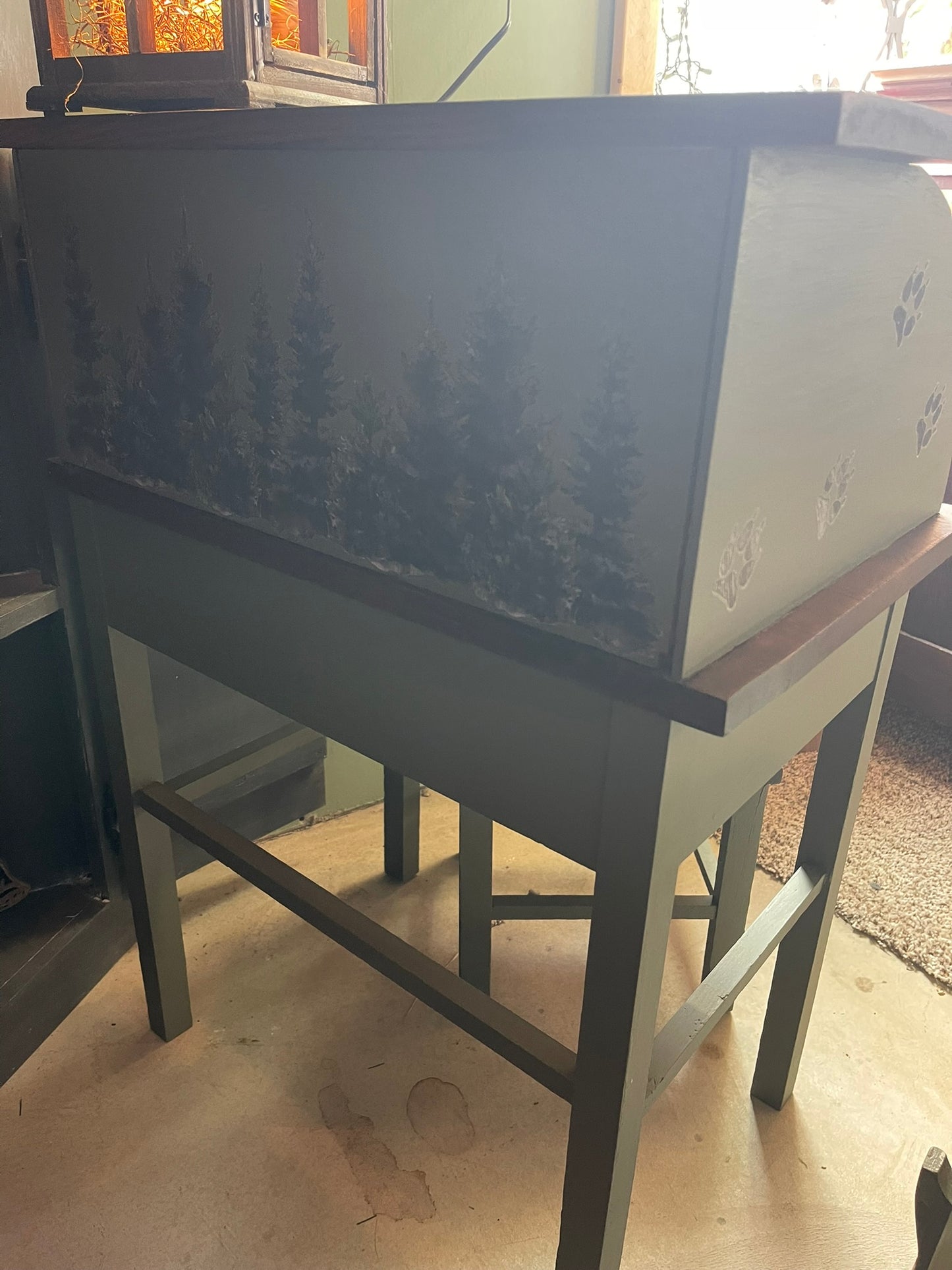 Adirondack-Themed 3-Piece Vintage Children’s Desk & Trunk Set