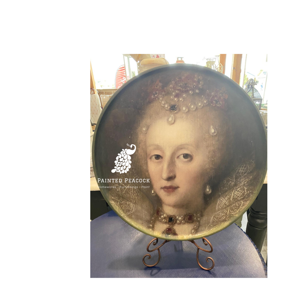 Noble Lady decoupage paper on furniture