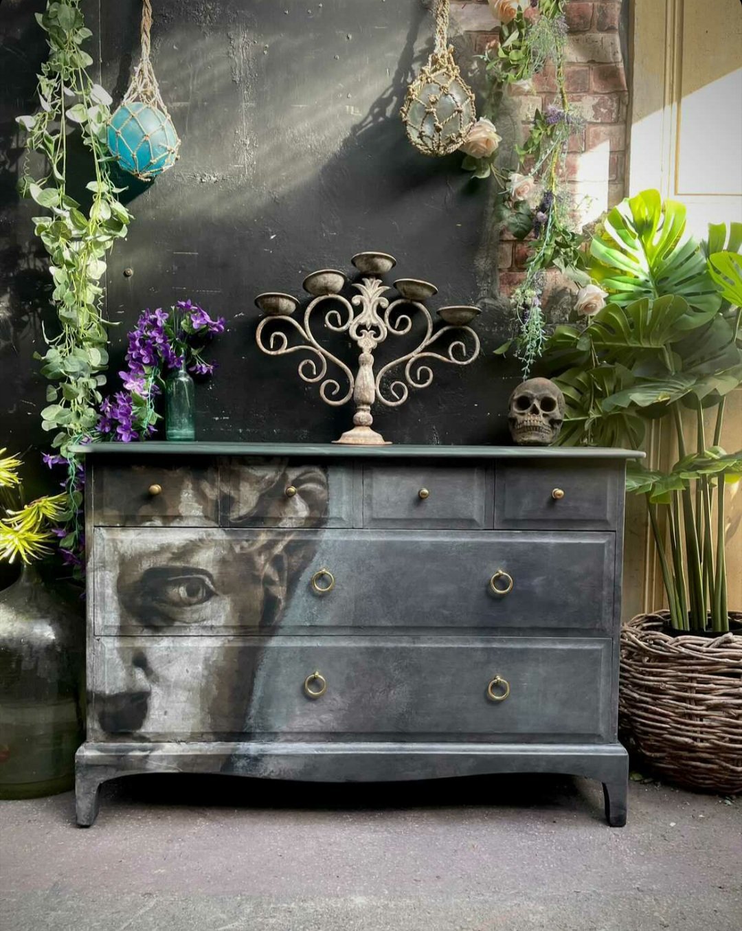 David decoupage paper on furniture