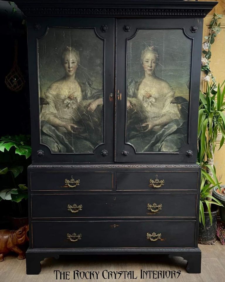 Madam La Fevre decoupage paper on furniture