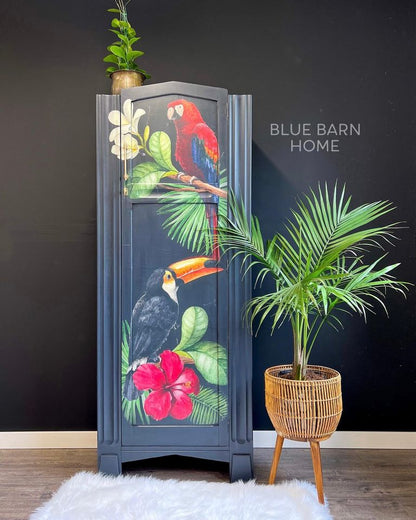 Parrot decoupage paper on furniture