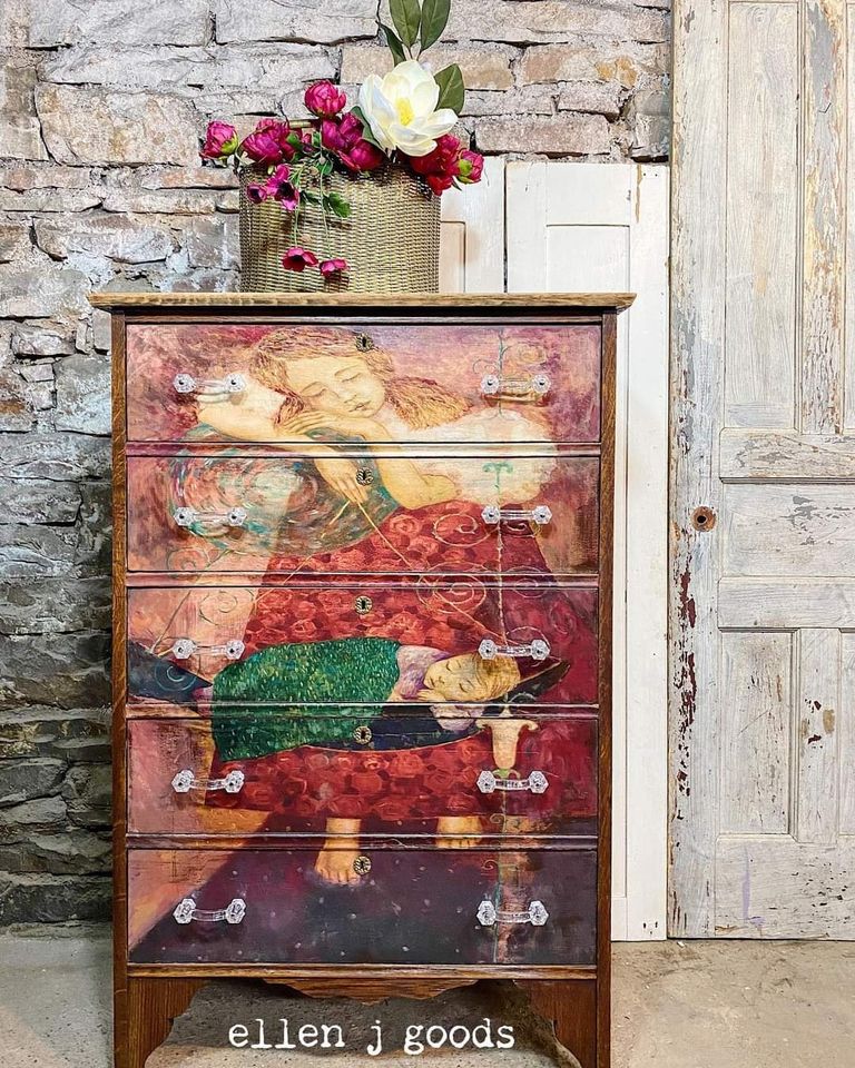 Sleep decoupage paper on furniture