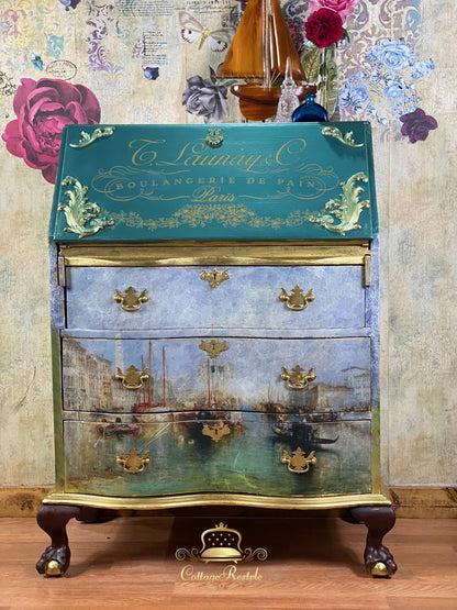 Venice decoupage paper on furniture